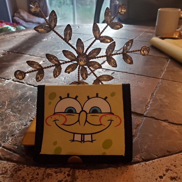 Global Design Concepts Spongebob SquarePants Yellow and black  Wallet NWOT - Picture 2 of 5